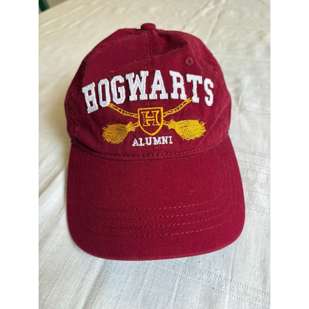 Harry Potter Hogwarts Alumni Hat Burgundy Adjustable Baseball Cap Warner Bros